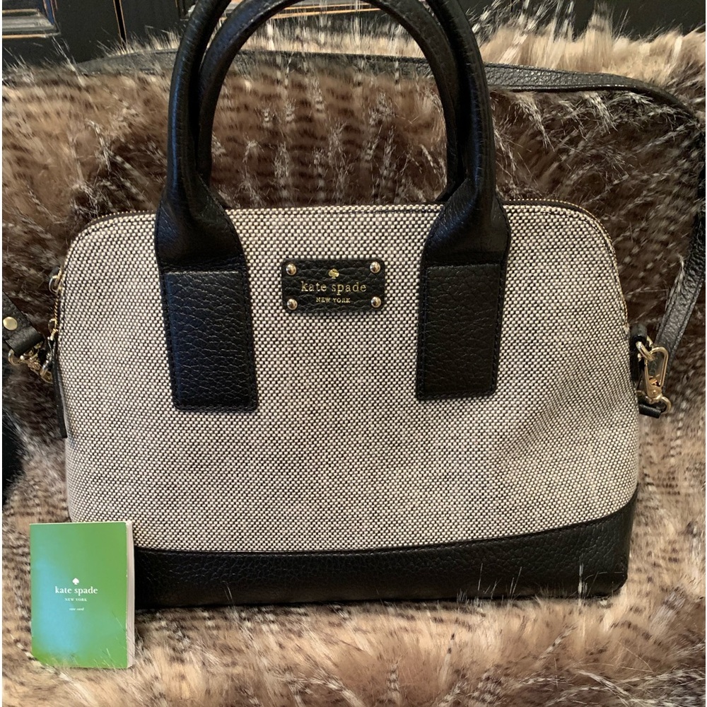 Kate Spade Classic Purse. Beautiful. New Condition!!